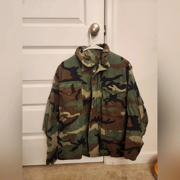 US Army Military Cold Weather Field Jacket Coat Camo Size Small Short #A21 - Picture 1 of 10